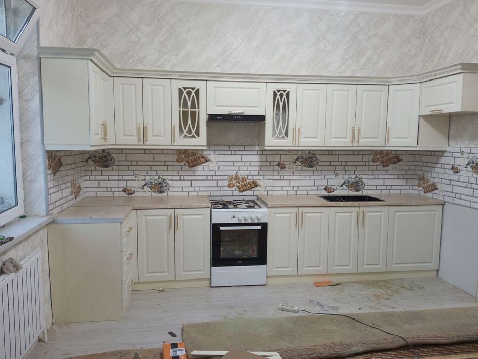 Kuxinni mebellar ishlab chiqaramiz