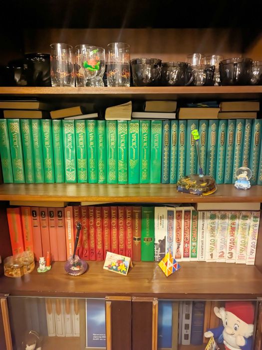 Книги. Распродажа домашней библиотеки