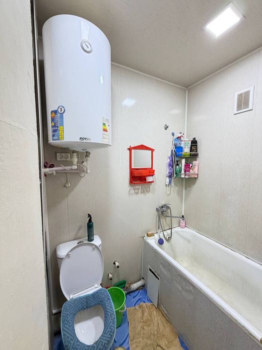 Срочно Продаеться 2-ком квартира городе Чирчике 2-микрарайон Октьябрь