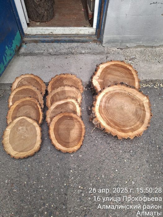 Для рубки мяса пеньки и чурки