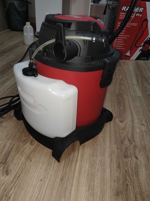 Перяща прахосмукачка Raider