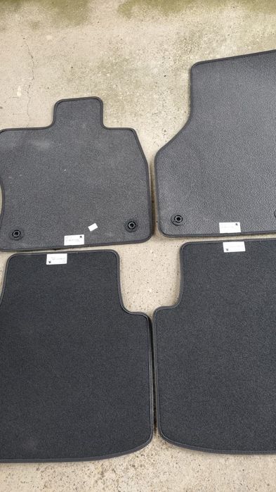 Covorase velur Skoda Octavia III