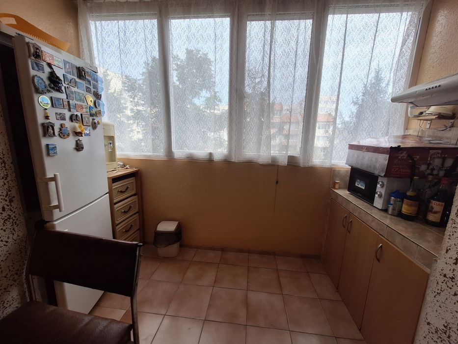 Дава се под наем Тристаен апартамент в София, Обеля 2 - 100 кв.м за 663 € - Снимка #13