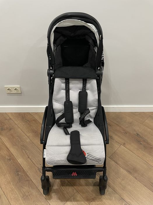 Коляска легкая maclaren atom