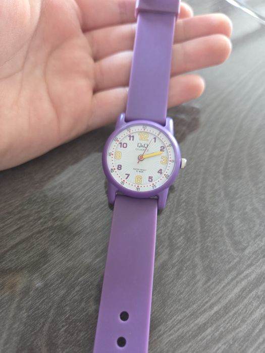 Детски часовник с батерия