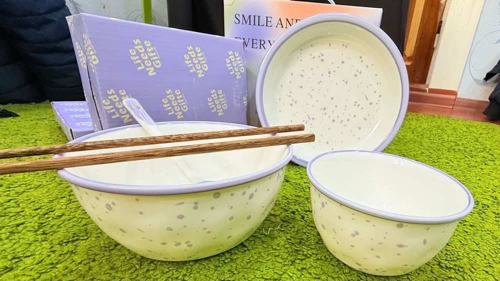 Срочно продается оригинальный набор посуди