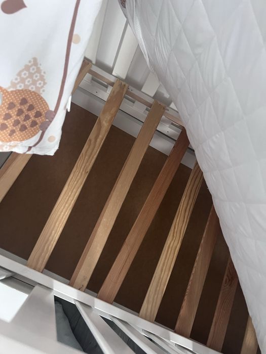 Patut bebe laterale detasabile