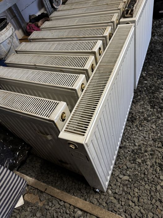 Calorifere 600x600 si 600x800 11 buc  70 lei bucata