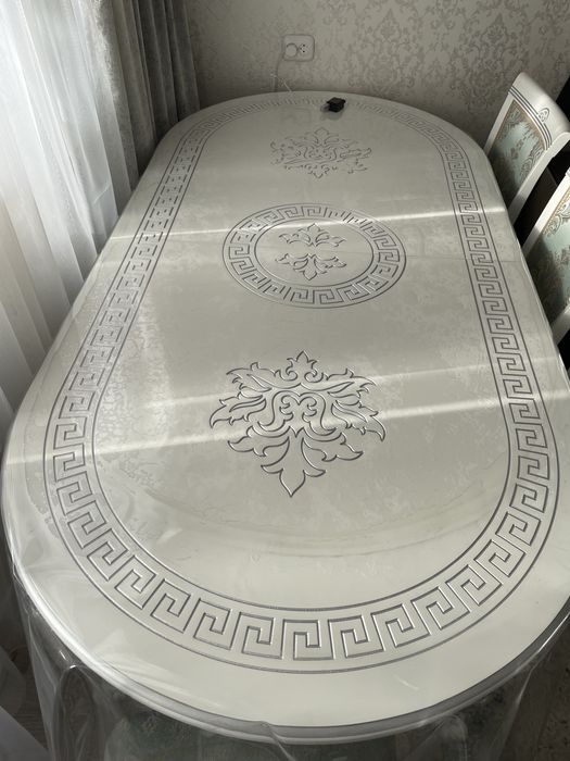 Стол для гостиный