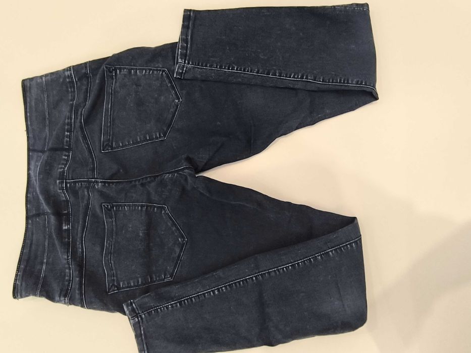 Дънки за бременни