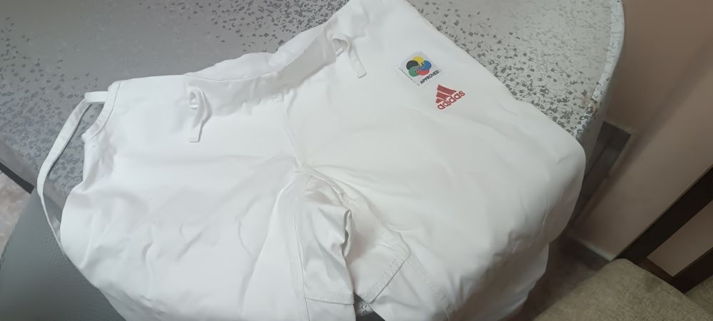 Kimono ADIDAS mărime 150