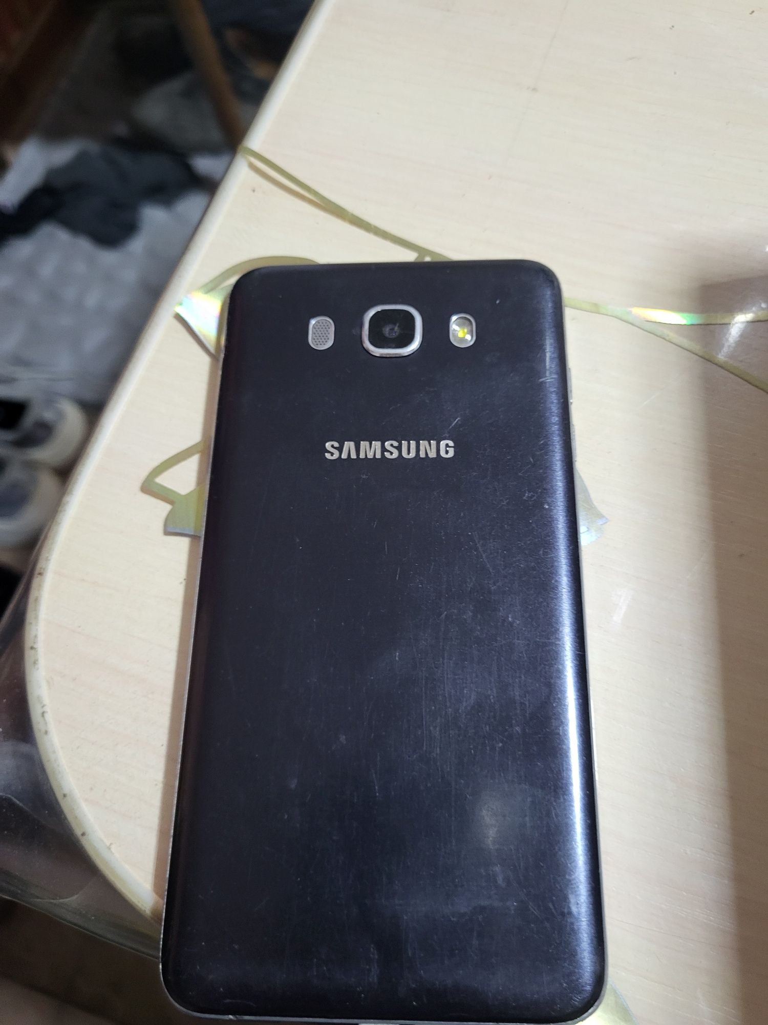 Продам samsung j7: 6 000 тг. - Мобильные телефоны / смартфоны Караганда на  Olx