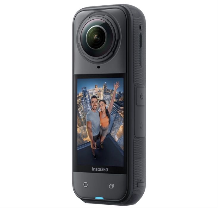 ЧИСТО НОВА Insta360 X5 спортна екшън камера