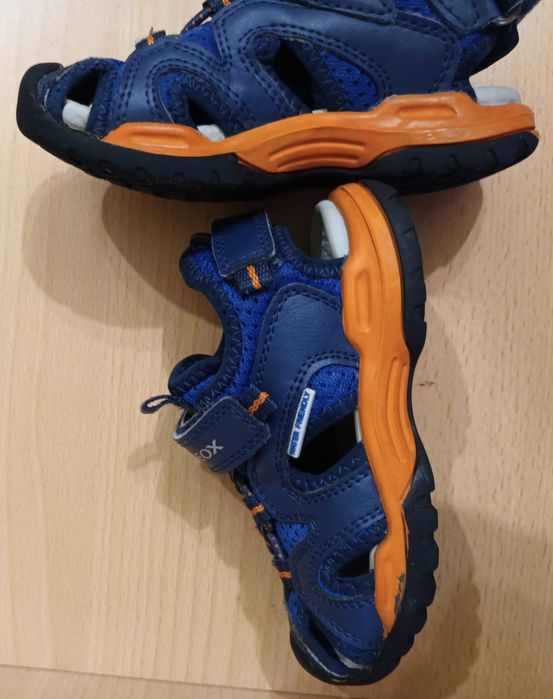 детски сандали Geox