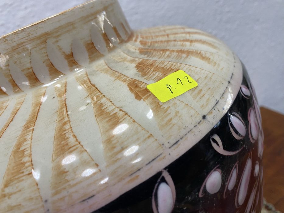 Голяма белгийска ваза от порцелан