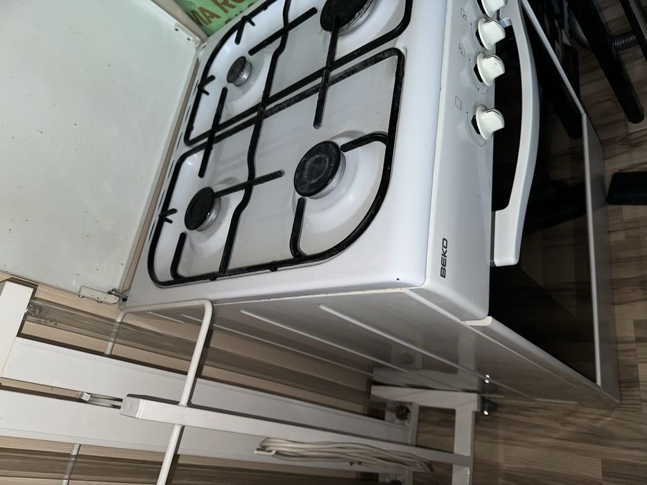 Газовая плита BEKO