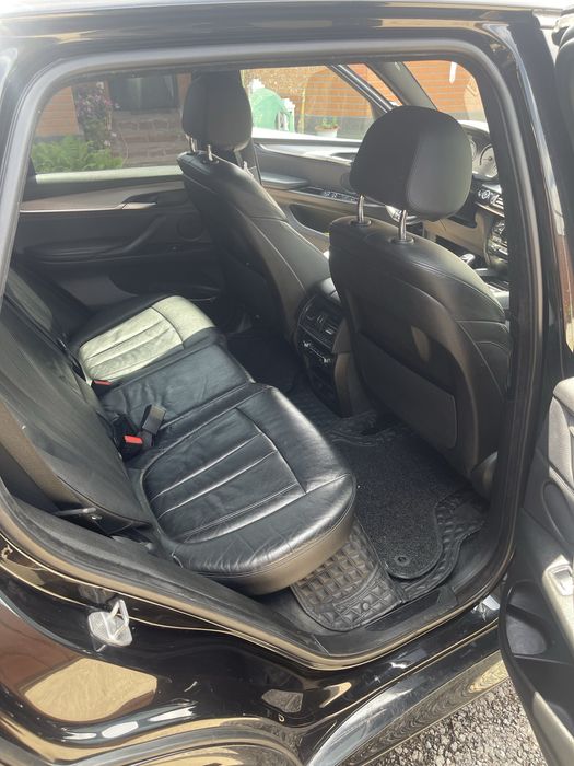 Продам bmw x5 2016