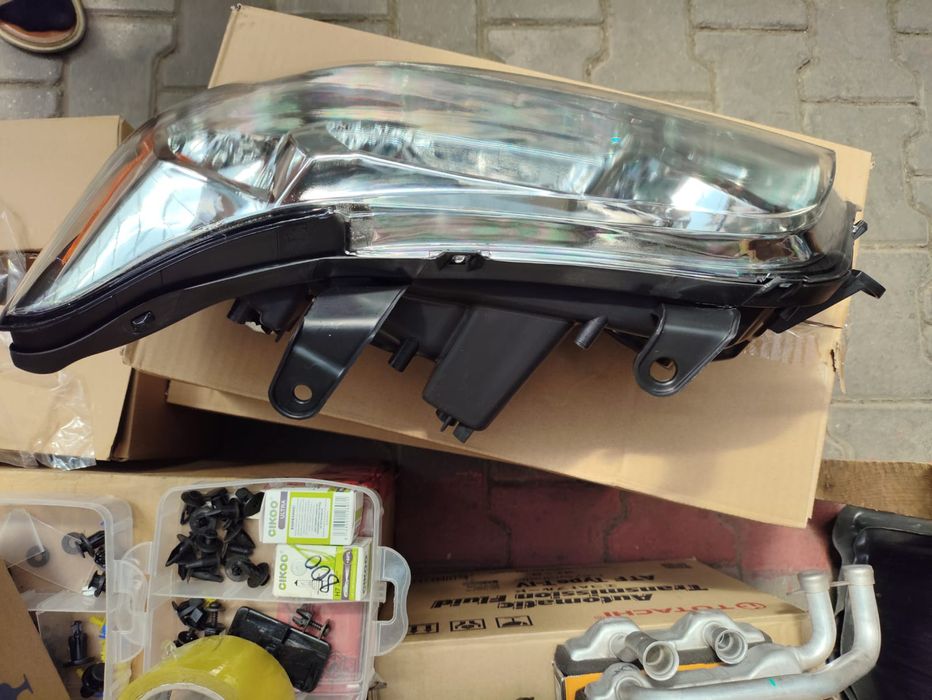 Хайландер фара  передняя