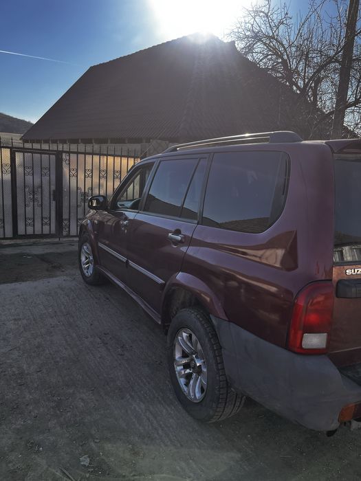Suzuki Grand Vitara XL7