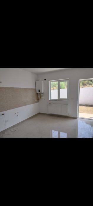Proprietar vând 1/2 casa duplex Visani Iași