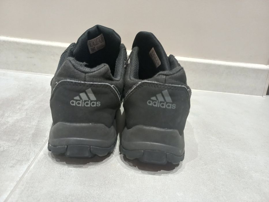 Детски зимни маратонки Adidas Traxion