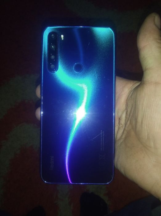 Продаю телефон редми нот 8 память 64 свой состояние отличное