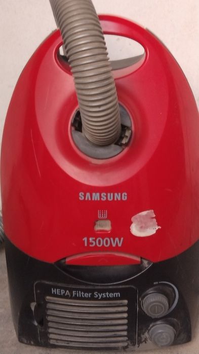 Продается пылесос Samsung.