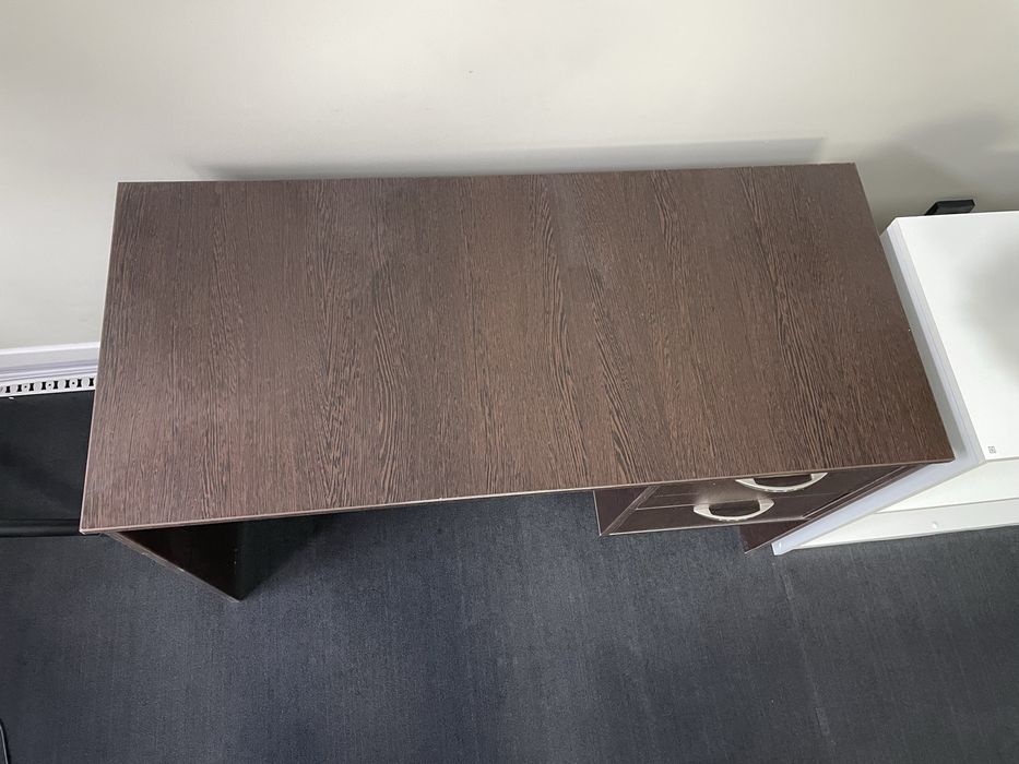 Офисные столы, 2 штуки