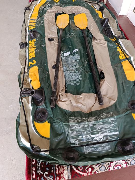 Продается Резиновая лодка