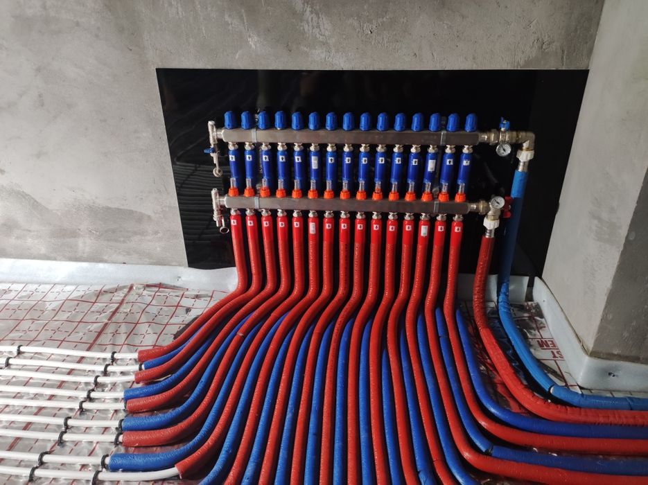 Santexnik topliy pol