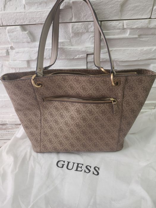 GUESS дамска чанта