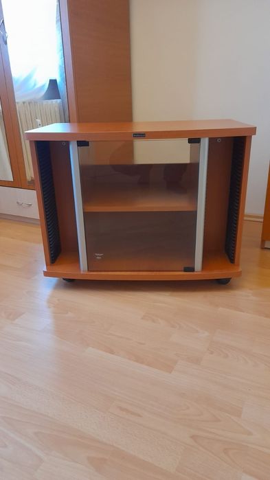 Comoda Tv impecabila