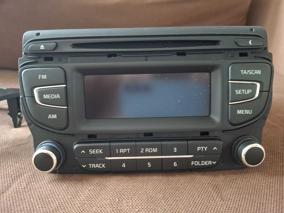 Оригинално Радио централен панел Киа Сийд 2015г.