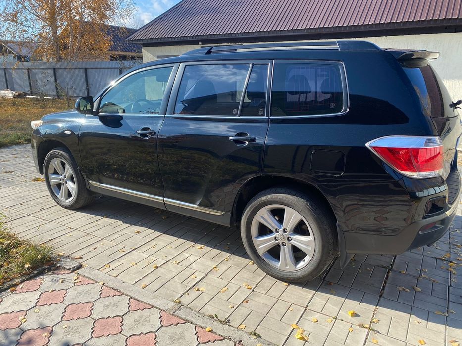 Автомобиль тойота