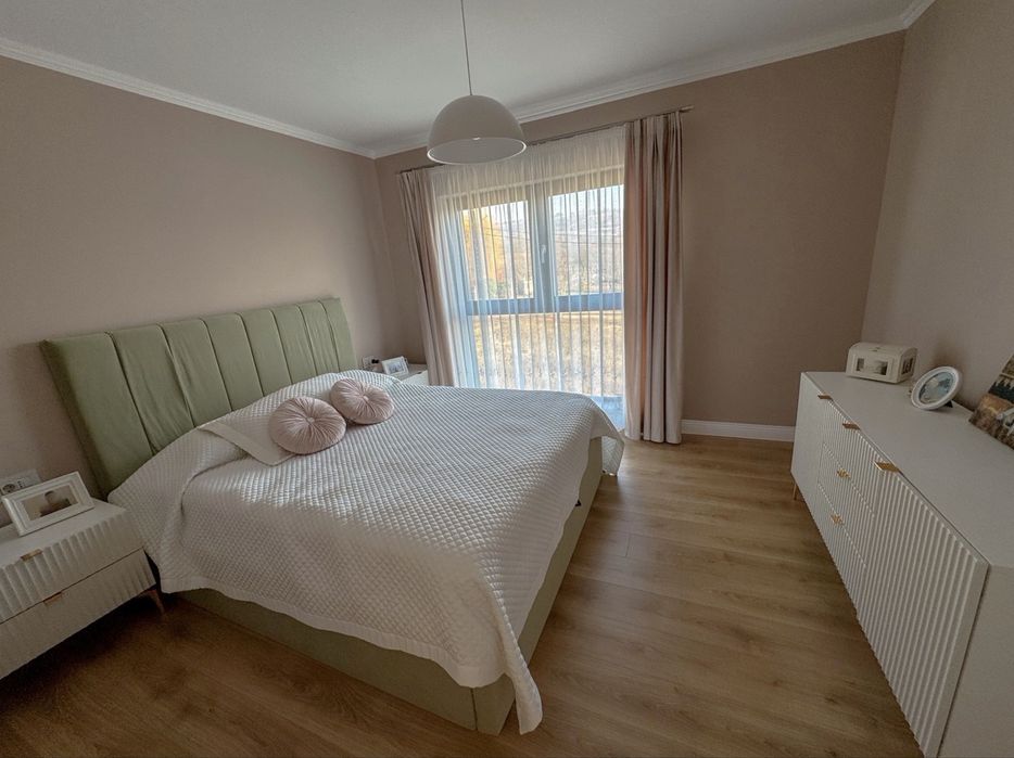 Casă tip duplex premium, la cheie, cu sistem Smart Home – zonă semicentrală