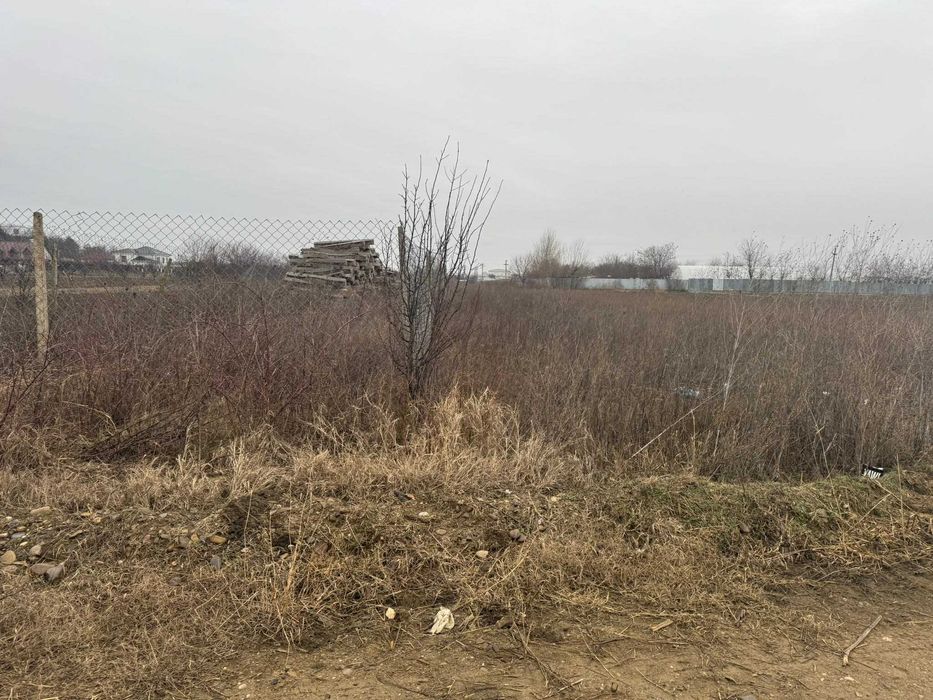 Vand teren Intravilan