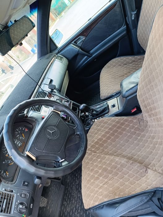 Продам Mercedes W210