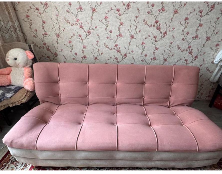 Диван ,состояние идеальное