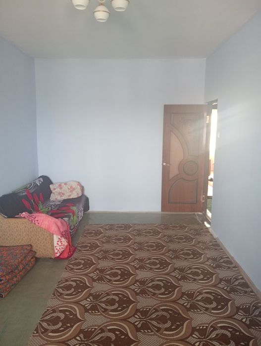 Продаю квартиру в Гульбахоре