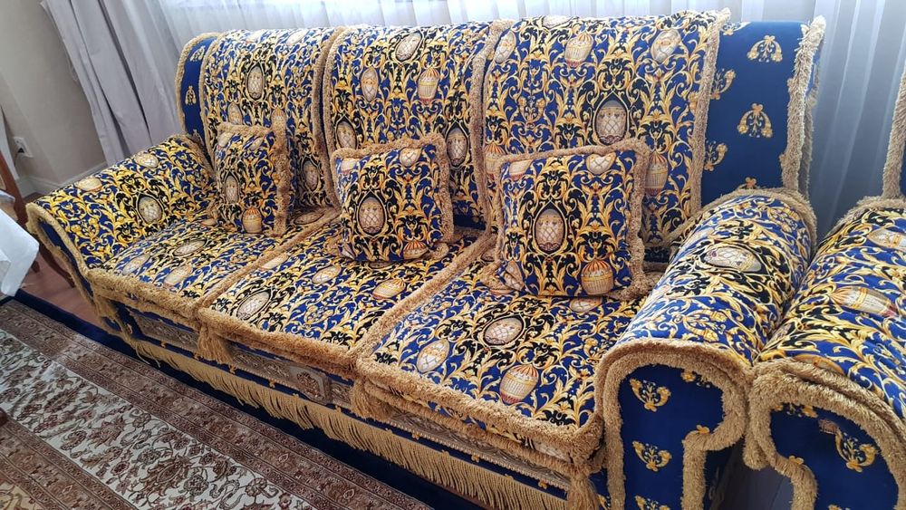 Мебель для гостиной диваны