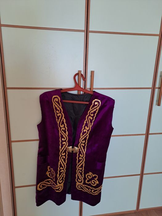 Кажекей 44 по 56 рр,на прокат