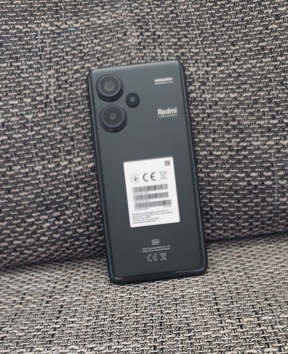 Продавам Redmi Note 13 Pro + 5 g