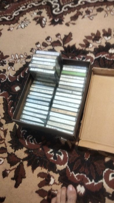Продам аудиокассеты с записью