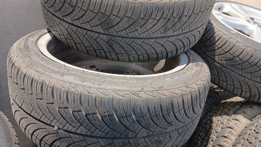 Cauciucuri noi 225.45.17