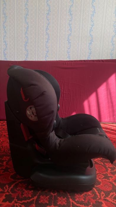 Автокресло Maxi-cosi фирменое