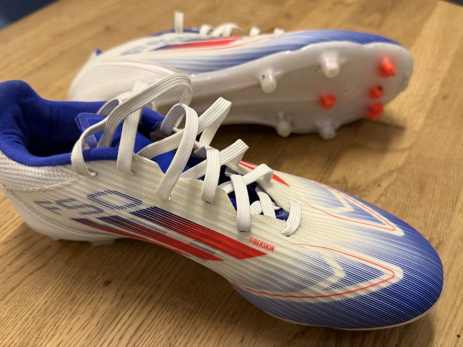 Бутонки Adidas F50  номер 39