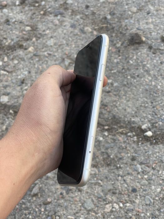 Iphone 11 73 yomks radnoy