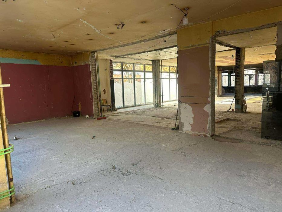 Продава се ТЪРГОВСКИ ОБЕКТ в ШИРОК ЦЕНТЪР, гр. Хасково