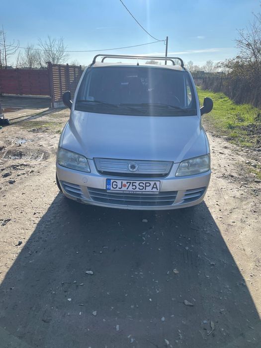 Vând Fiat multipla