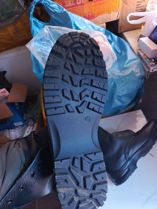 Берцы кожаные  зимние